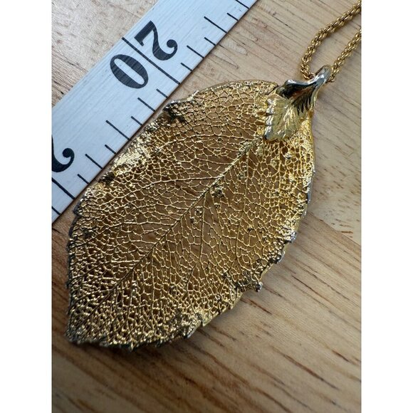 Napier Gold-Tone Real Leaf Pendant Necklace 20" Chain - Picture 4 of 9